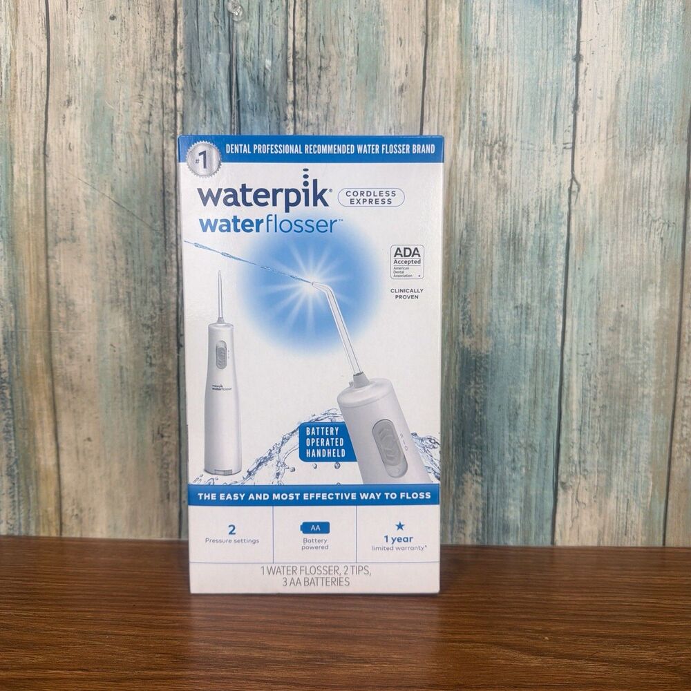 Waterpik Cordless Express Portable Water Flosser Battery Operated White NIB